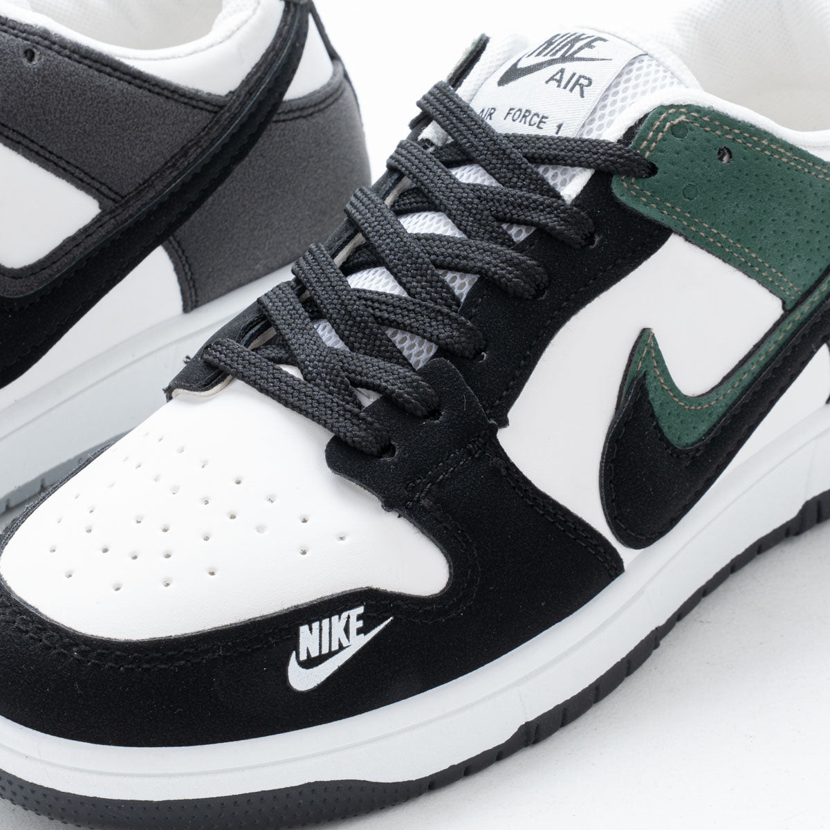 Nike Two-Tone Sneakers